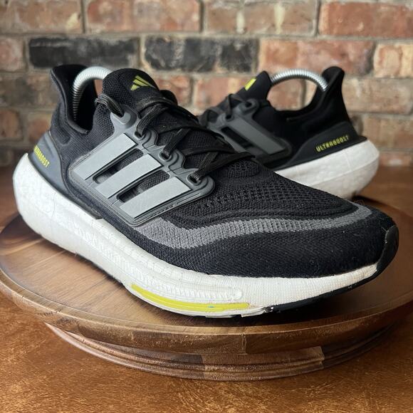 Adidas Ultraboost Light HQ6355 Sneakers Women's Black White Running Shoes 9.5 - Picture 2 of 16